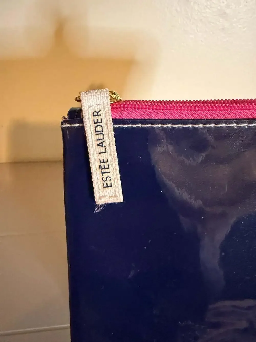 Vintage Estée Lauder Cobalt Blue Vinyl Makeup Bag – Retro Cosmetic Pouch - ,